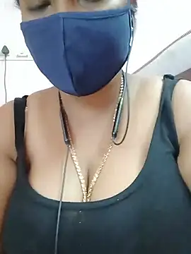 Snapshot of sweetkeerthi chatting on July 12, 2026, 2:57 am sweetkeerthi online show from July 12, 2026, 2:57 am