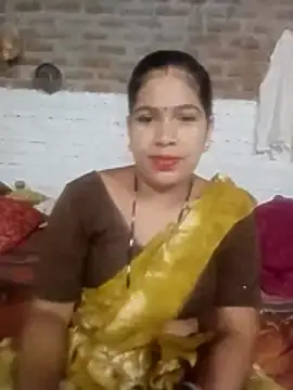 Snapshot of Indiansexycouple1 chatting on July 16, 2026, 3:07 pm Indiansexycouple1 online show from July 16, 2026, 3:07 pm