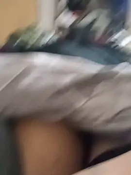 Snapshot of LaColoFree69 chatting on July 15, 2026, 3:17 pm LaColoFree69 online show from July 15, 2026, 3:17 pm