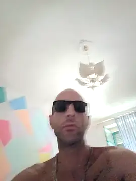 marco77to online show from August 2, 2026, 10:46 am