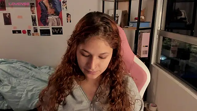 Snapshot of IamNikki chatting on August 2, 2026, 9:30 am IamNikki online show from August 2, 2026, 9:30 am