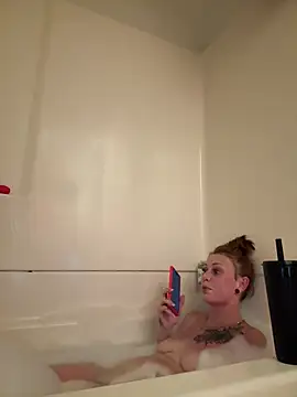 RedHeadsDoITBetter4 online show from July 17, 2026, 2:40 am