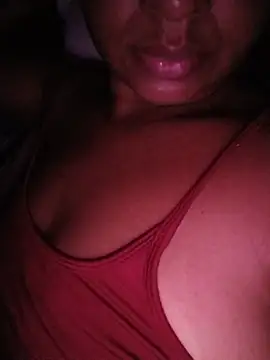 Snapshot of karolbbhot chatting on July 17, 2026, 3:24 am karolbbhot online show from July 17, 2026, 3:24 am