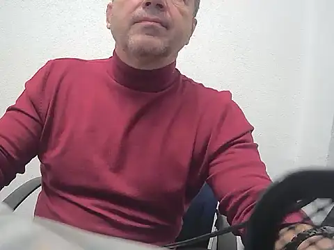 gabriel9  online show from April 21, 2026, 7:03 am