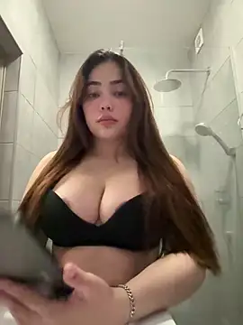 Snapshot of Scarlet_BunnyXXX chatting on July 18, 2026, 11:19 pm Scarlet BunnyXXX online show from July 18, 2026, 11:19 pm