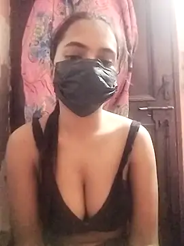 Snapshot of Shreya9083 chatting on July 20, 2026, 6:43 pm Shreya9083 online show from July 20, 2026, 6:43 pm