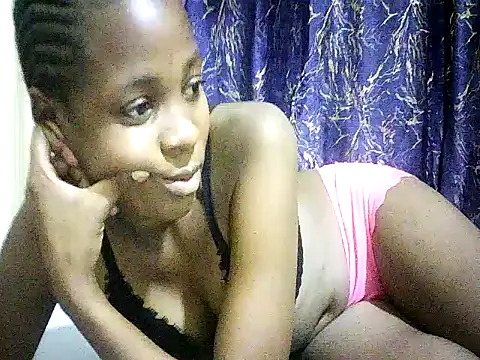 Snapshot of sexy_salin chatting on July 20, 2026, 6:21 pm sexy salin online show from July 20, 2026, 6:21 pm