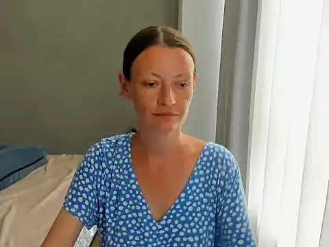 Snapshot of VelvetZara chatting on July 22, 2026, 12:52 pm VelvetZara online show from July 22, 2026, 12:52 pm