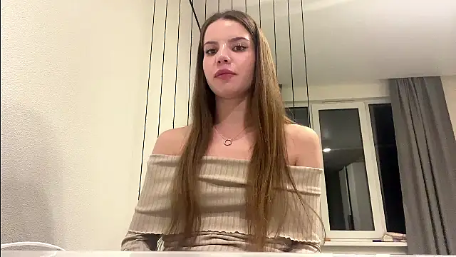 ManyDozens online show from July 21, 2026, 9:06 pm