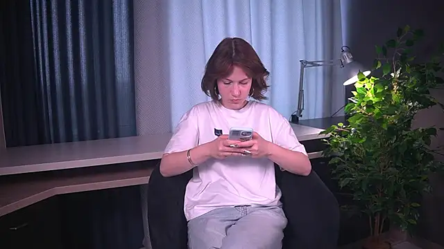 Snapshot of TashinaJenness chatting on July 22, 2026, 11:02 am TashinaJenness online show from July 22, 2026, 11:02 am