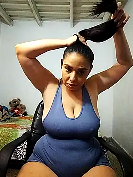 Snapshot of milenita-86 chatting on July 28, 2026, 3:21 pm milenita-86 online show from July 28, 2026, 3:21 pm