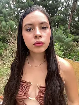Emma torr3s online show from July 22, 2026, 8:44 pm