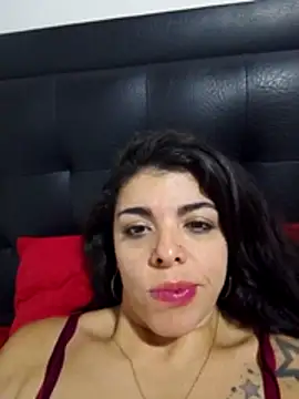 LUNA x19 online show from July 25, 2026, 11:57 pm