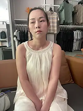 gugu2578 online show from July 24, 2026, 2:09 am