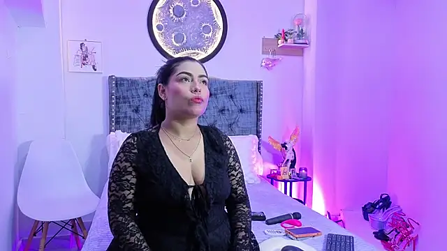 kyana cream online show from July 25, 2026, 12:03 pm