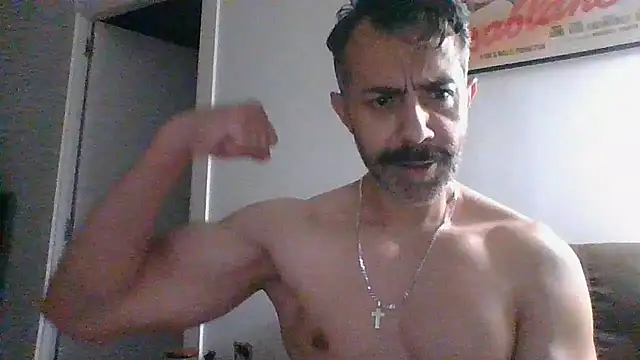Snapshot of Lucasferx chatting on July 25, 2026, 10:40 pm Lucasferx online show from July 25, 2026, 10:40 pm