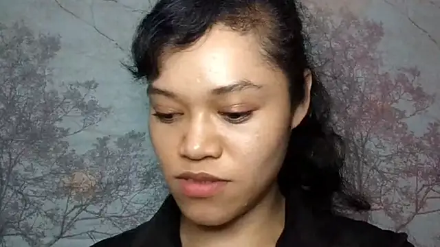 Snapshot of Queen_Rubyyy chatting on August 10, 2026, 7:01 am Queen Rubyyy online show from August 10, 2026, 7:01 am