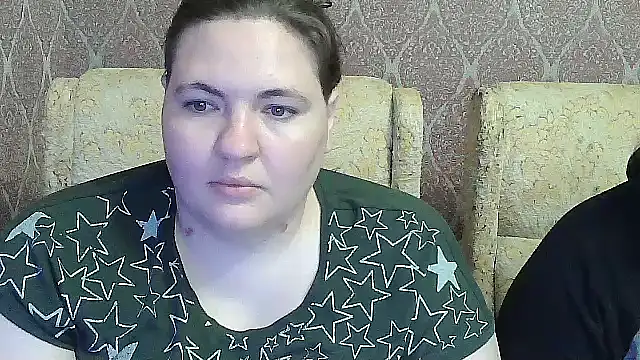MilaXHelen online show from July 27, 2026, 5:31 pm