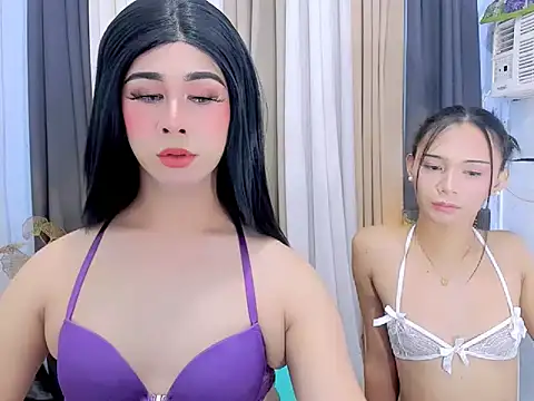 Snapshot of strawberry_lust chatting on July 29, 2026, 6:28 pm strawberry lust online show from July 29, 2026, 6:28 pm