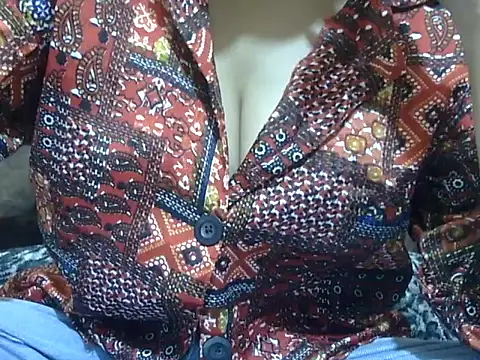 Snapshot of lush_mukuu chatting on August 5, 2026, 5:10 am lush mukuu online show from August 5, 2026, 5:10 am