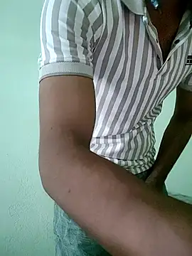 Snapshot of your_love_abhi chatting on August 6, 2026, 1:29 am your love abhi online show from August 6, 2026, 1:29 am