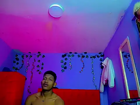 Snapshot of TyssonBeckfordd chatting on August 4, 2026, 9:17 pm TyssonBeckfordd online show from August 4, 2026, 9:17 pm