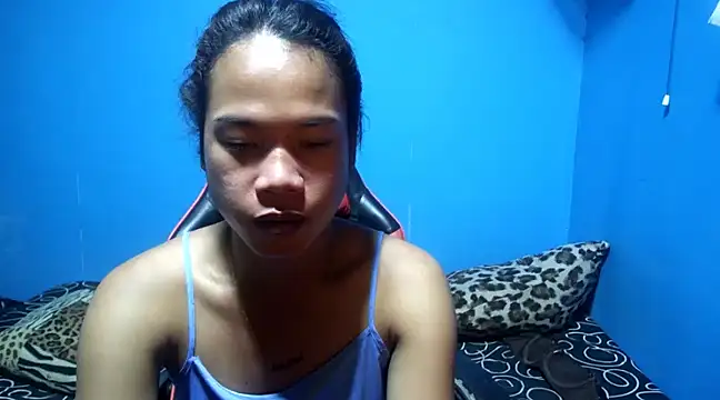 Snapshot of venustheg0ddess chatting on March 17, 2025, 12:25 pm venustheg0ddess online show from March 17, 2025, 12:25 pm