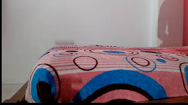 Snapshot of aniitaeyescute chatting on August 4, 2026, 2:52 pm aniitaeyescute online show from August 4, 2026, 2:52 pm