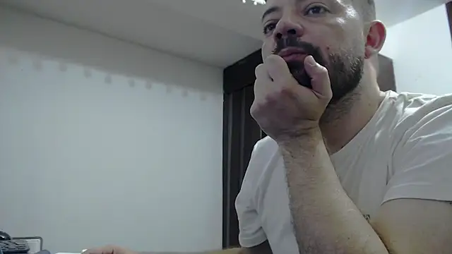 Snapshot of HarrySage chatting on August 5, 2026, 12:57 am HarrySage online show from August 5, 2026, 12:57 am