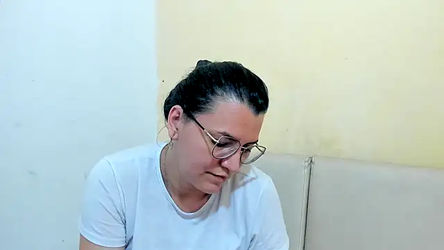 Snapshot of MARILYN_GARCIA chatting on April 29, 2026, 5:30 pm MARILYN GARCIA online show from April 29, 2026, 5:30 pm