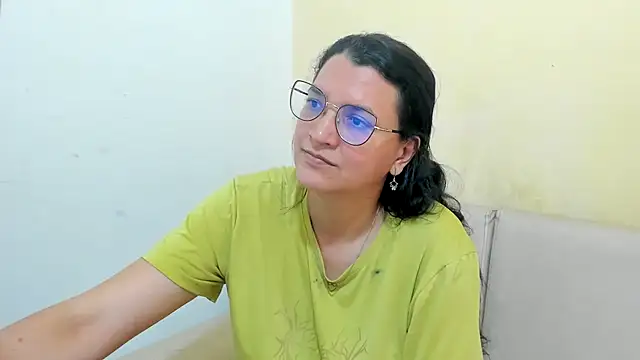 Snapshot of MARILYN_GARCIA chatting on May 8, 2026, 3:17 pm MARILYN GARCIA online show from May 8, 2026, 3:17 pm