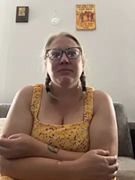 Snapshot of princess1688 chatting on August 6, 2026, 4:14 am princess1688 online show from August 6, 2026, 4:14 am