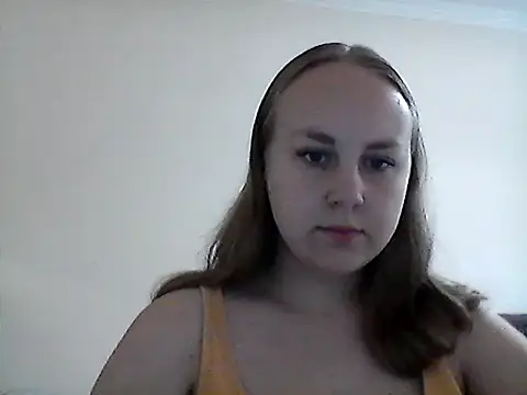 LaylaVall online show from August 7, 2026, 11:23 am