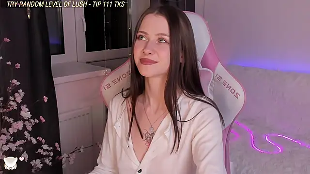 LoveJuliya online show from December 20, 2024, 12:08 am