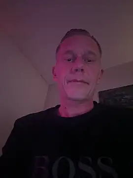 slaveboy2016xh online show from January 3, 2025, 6:57 pm