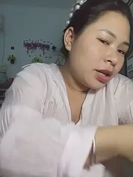 Snapshot of Sata-bebe chatting on August 9, 2026, 7:57 am Sata-bebe online show from August 9, 2026, 7:57 am