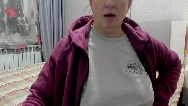 Snapshot of JUNOOO chatting on January 19, 2025, 10:39 pm JUNOOO online show from January 19, 2025, 10:39 pm