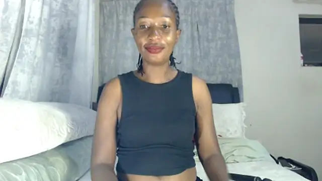 leanna23 online show from April 12, 2026, 12:26 am