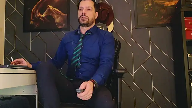 ChrisKox online show from February 11, 2025, 1:31 am