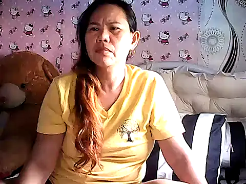 lovely-asian online show from October 2, 2025, 6:20 am