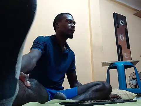 kurtbigcock online show from March 8, 2025, 5:33 pm