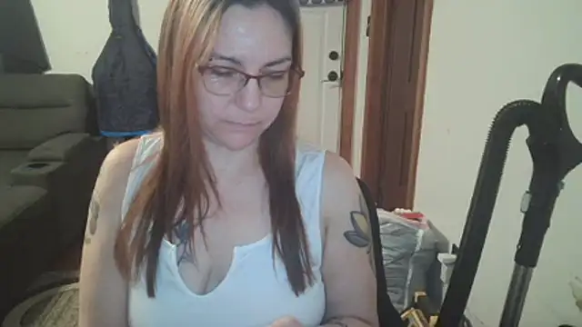 Snapshot of SweetAriesXO chatting on February 12, 2026, 1:39 pm SweetAriesXO online show from February 12, 2026, 1:39 pm