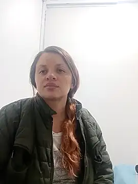 kattydirtylol online show from September 18, 2025, 5:31 am