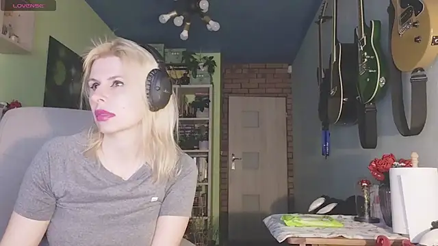 karmija online show from March 14, 2025, 9:21 pm