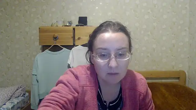 Smart Rose online show from March 4, 2025, 3:37 pm