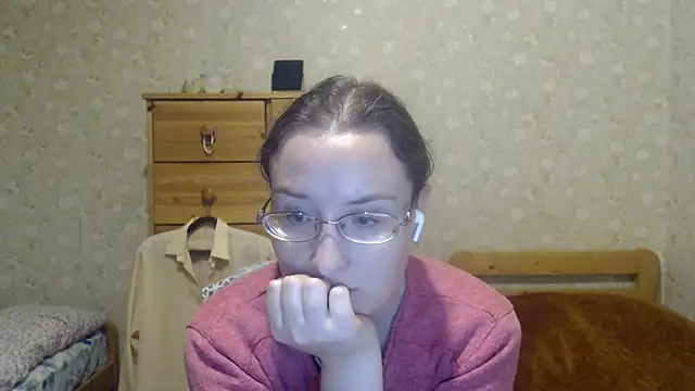 Smart Rose online show from March 6, 2025, 9:53 pm