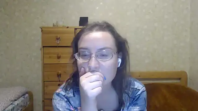 Smart Rose online show from March 11, 2025, 3:56 pm