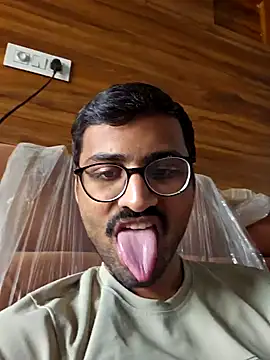 Snapshot of krishna8035 chatting on January 16, 2025, 5:53 am krishna8035 online show from January 16, 2025, 5:53 am