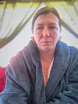 Snapshot of Natali_UA chatting on April 28, 2026, 6:51 am Natali UA online show from April 28, 2026, 6:51 am