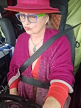 MucMilf59 online show from March 26, 2026, 5:07 pm